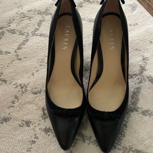 Brand New Ralph Lauren 3 inch pumps